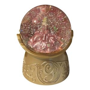 Universal Studios Wicked "Glinda" Collectible Snow Globe